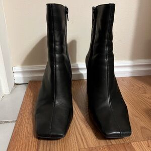 Marc Fisher Booties Size 6.5